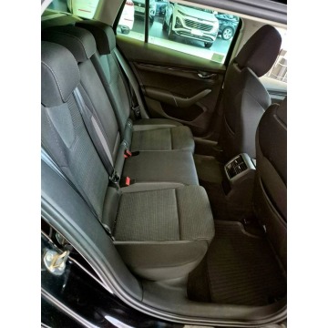Skoda Octavia 2021,  1.5 benzyna, automat - Na sprzedaż za 65 900 zł - Kraków - zdjęcie 11