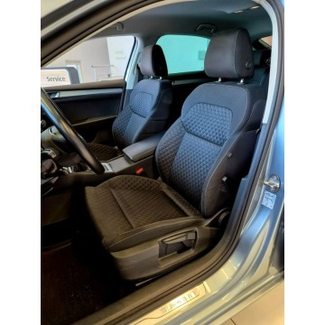 Skoda Superb  Sedan/Limuzyna 2021,  1.5 benzyna - Na sprzedaż za 69 900 zł - Kraków - zdjęcie 10