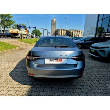 Skoda Superb  Sedan/Limuzyna 2021,  1.5 benzyna - Na sprzedaż za 76 900 zł - Kraków - zdjęcie 4