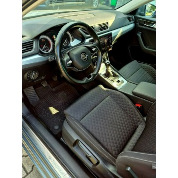 Skoda Superb  Sedan/Limuzyna 2021,  1.5 benzyna - Na sprzedaż za 76 900 zł - Kraków - zdjęcie 9
