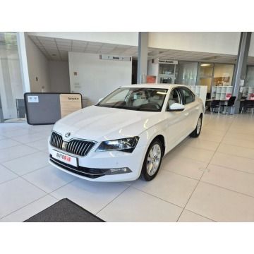 Skoda Superb  Sedan/Limuzyna 2018,  2.0 diesel, automat - Na sprzedaż za 74 900 zł - Kraków - zdjęcie 7