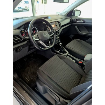Volkswagen T-Cross  SUV 2021,  1.0 benzyna - Na sprzedaż za 69 900 zł - Kraków - zdjęcie 9