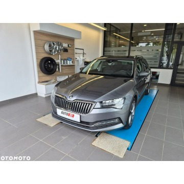 Škoda Superb - 2022