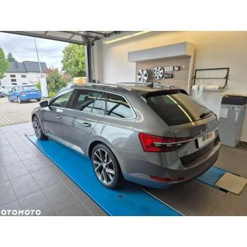 Skoda Superb 2022,  2.0 diesel, automat - Na sprzedaż za 94 900 zł - Kraków - zdjęcie 3