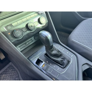 Volkswagen Tiguan  SUV 2019,  1.5 benzyna, automat - Na sprzedaż za 37 500 zł - Margonin - zdjęcie 10