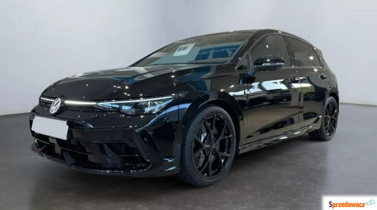 Volkswagen Golf 2025
