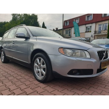 Volvo V70 2009,  2.0 benzyna - Na sprzedaż za 19 900 zł - Lublin - zdjęcie 2