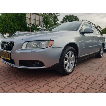 Volvo V70 - Benzyna. Manual. Bezwypadkowy. Serwisowany. Oryginalny Przebieg.