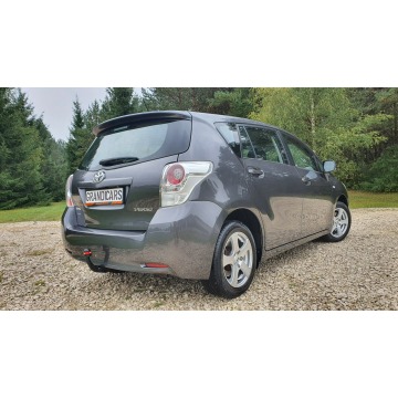 Toyota Verso  Minivan/Van 2011,  1.8 benzyna - Na sprzedaż za 26 999 zł - Chmielnik - zdjęcie 2