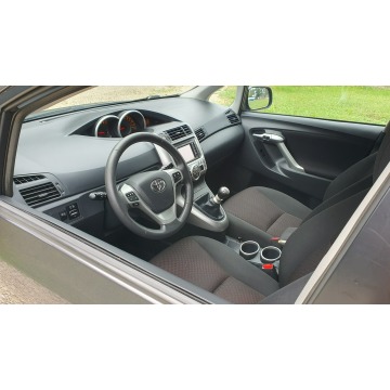 Toyota Verso  Minivan/Van 2011,  1.8 benzyna - Na sprzedaż za 26 999 zł - Chmielnik - zdjęcie 10