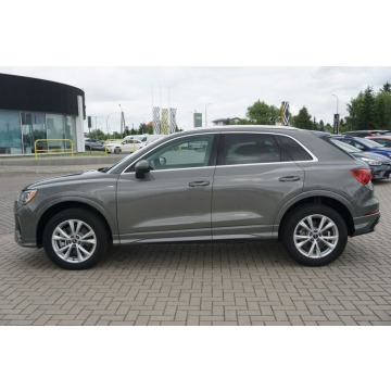 Audi Q3  SUV 2020,  2.0 benzyna, automat - Na sprzedaż za 139 900 zł - Lublin - zdjęcie 8
