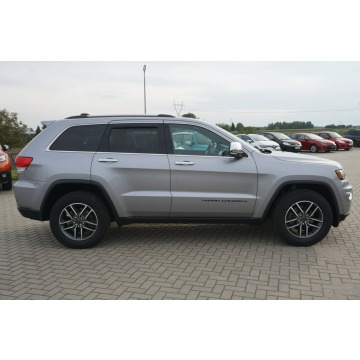 Jeep Grand Cherokee  SUV 2020,  3.6 benzyna, automat - Na sprzedaż za 149 900 zł - Lublin - zdjęcie 4