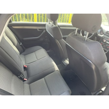 Audi A4  Sedan/Limuzyna 2005,  1.8 benzyna - Na sprzedaż za 14 999 zł - Gostyń - zdjęcie 8