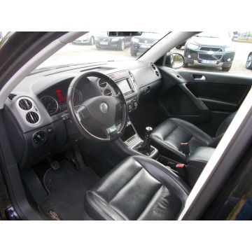 Volkswagen   SUV 2008,  1.4 benzyna - Na sprzedaż za 27 900 zł - Białystok - zdjęcie 5