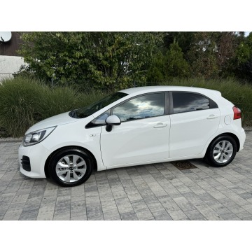 Kia Rio  Hatchback 2015,  1.2 benzyna - Na sprzedaż za 28 400 zł - Poznań - zdjęcie 3