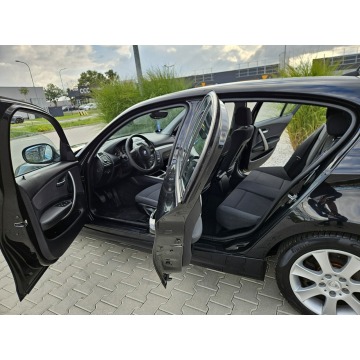 BMW Seria 1  Hatchback 2010,  2.0 benzyna - Na sprzedaż za 15 900 zł - Strzegom - zdjęcie 12