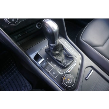 Volkswagen Taos  SUV 2016,  2.0 diesel, automat - Na sprzedaż za 73 900 zł - Gniezno - zdjęcie 12