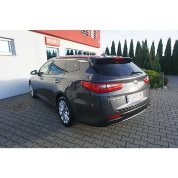 Kia Optima  Kombi 2018,  2.0 benzyna, automat - Na sprzedaż za 69 900 zł - Gniezno - zdjęcie 3