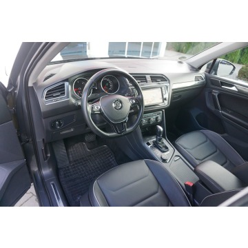 Volkswagen Taos  SUV 2016,  2.0 diesel, automat - Na sprzedaż za 73 900 zł - Gniezno - zdjęcie 5