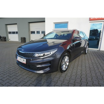 Kia Optima  Kombi 2018,  2.0 benzyna, automat - Na sprzedaż za 69 900 zł - Gniezno - zdjęcie 2