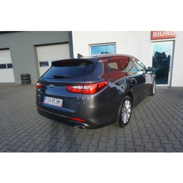 Kia Optima  Kombi 2018,  2.0 benzyna, automat - Na sprzedaż za 69 900 zł - Gniezno - zdjęcie 4