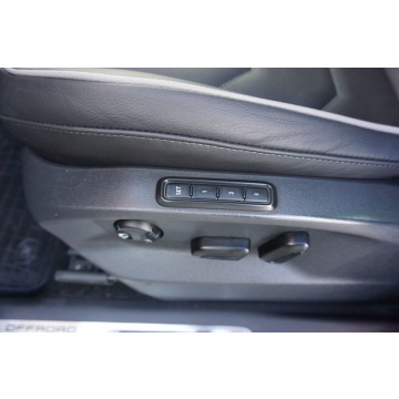Volkswagen Taos  SUV 2016,  2.0 diesel, automat - Na sprzedaż za 73 900 zł - Gniezno - zdjęcie 10