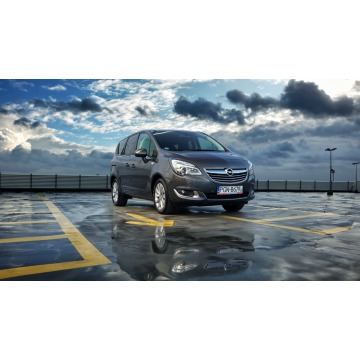 Opel Meriva  Hatchback 2016,  1.4 benzyna - Na sprzedaż za 35 900 zł - Gniezno - zdjęcie 1
