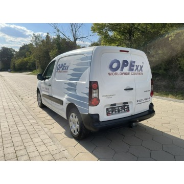 Peugeot Partner 2015,  1.6 diesel - Na sprzedaż za 17 999 zł - Gostyń - zdjęcie 4