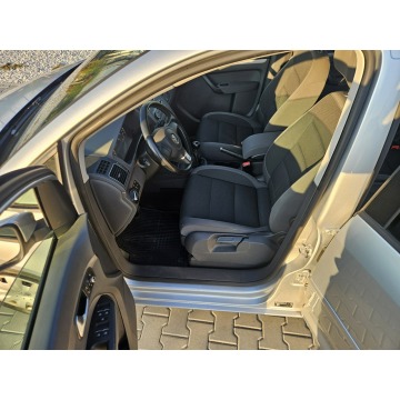 Volkswagen Touran  Minivan/Van 2011,  1.4 benzyna - Na sprzedaż za 19 900 zł - Strzegom - zdjęcie 8