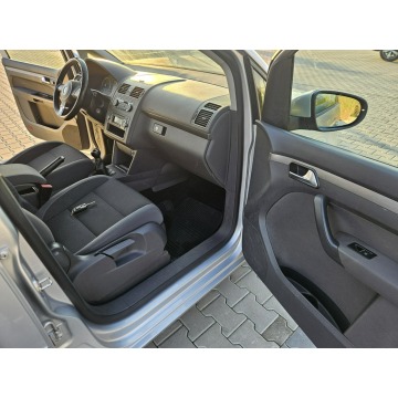 Volkswagen Touran  Minivan/Van 2011,  1.4 benzyna - Na sprzedaż za 19 900 zł - Strzegom - zdjęcie 11