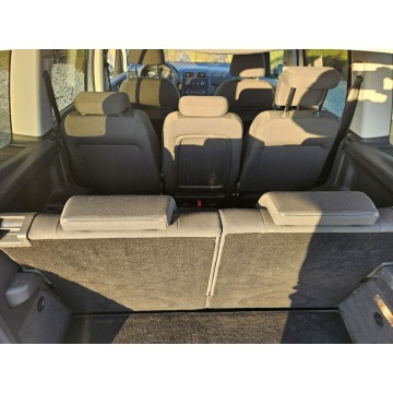 Volkswagen Touran  Minivan/Van 2011,  1.4 benzyna - Na sprzedaż za 19 900 zł - Strzegom - zdjęcie 12