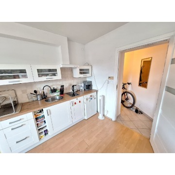 Mieszkanie dwupokojowe Wrocław - Krzyki,   38 m2, 4 piętro - Do wynajęcia - zdjęcie 2