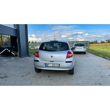 Renault Clio  Hatchback 2006,  1.1 benzyna - Na sprzedaż za 12 500 zł - Gołków - zdjęcie 8