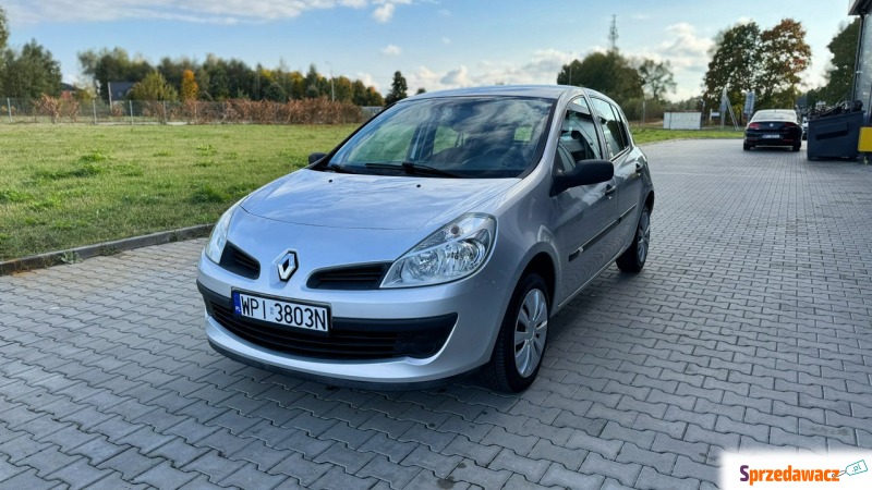 Renault Clio  Hatchback 2006,  1.1 benzyna - Na sprzedaż za 12 500 zł - Gołków