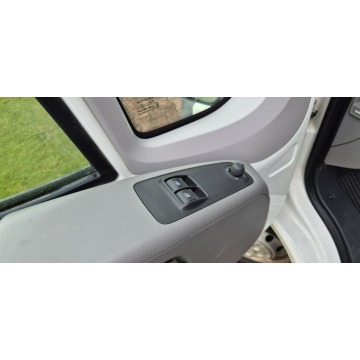 Peugeot Boxer 2011,  2.2 diesel - Na sprzedaż za 32 800 zł - Paproć - zdjęcie 11