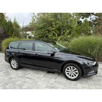 Volkswagen Passat - Bardzo zadbana - oryginalny przebieg -