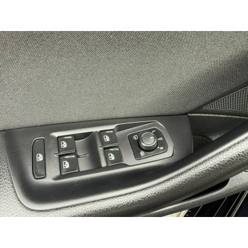 Volkswagen Passat 2016,  2.0 diesel, automat - Na sprzedaż za 58 990 zł - Poznań - zdjęcie 8