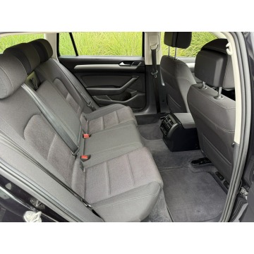 Volkswagen Passat 2016,  2.0 diesel, automat - Na sprzedaż za 58 990 zł - Poznań - zdjęcie 11