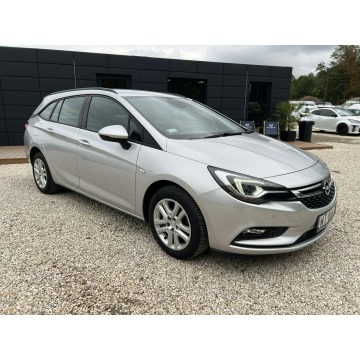 Opel Astra 2017,  1.6 diesel - Na sprzedaż za 32 800 zł - Pęcice - zdjęcie 3