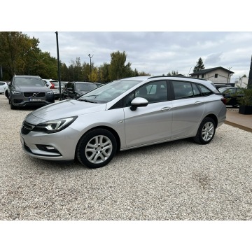 Opel Astra 2017,  1.6 diesel - Na sprzedaż za 32 800 zł - Pęcice - zdjęcie 7