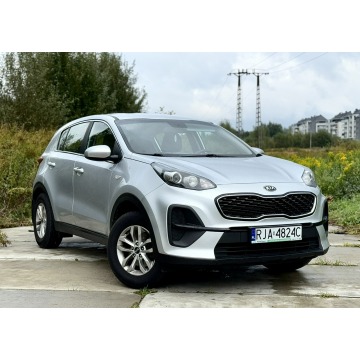 Kia Sportage  SUV 2021,  1.6 benzyna - Na sprzedaż za 59 900 zł - Rzeszów - zdjęcie 2