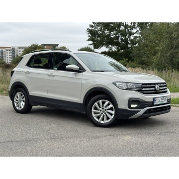 Volkswagen T-Cross  SUV 2022,  1.0 benzyna, automat - Na sprzedaż za 79 900 zł - Rzeszów - zdjęcie 9
