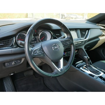 Opel Insignia 2021,  2.0 diesel, automat - Na sprzedaż za 69 400 zł - Goczałkowice-Zdrój - zdjęcie 5