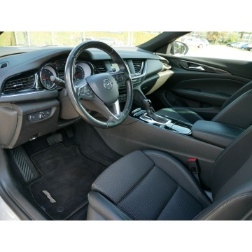 Opel Insignia 2021,  2.0 diesel, automat - Na sprzedaż za 69 400 zł - Goczałkowice-Zdrój - zdjęcie 4