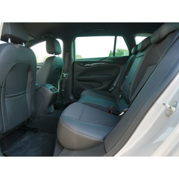 Opel Insignia 2021,  2.0 diesel, automat - Na sprzedaż za 69 400 zł - Goczałkowice-Zdrój - zdjęcie 8