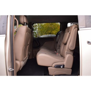 Chrysler Town & Country  Minivan/Van 2013,  3.6 benzyna, automat - Na sprzedaż za 39 900 zł - Warszawa - zdjęcie 6