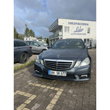 Mercedes - Benz E-klasa  Sedan/Limuzyna 2010,  3.5 benzyna, automat - Na sprzedaż za 47 900 zł - Słupsk - zdjęcie 3