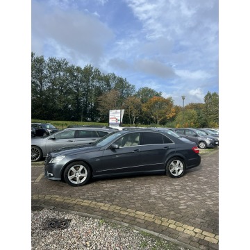 Mercedes - Benz E-klasa  Sedan/Limuzyna 2010,  3.5 benzyna, automat - Na sprzedaż za 47 900 zł - Słupsk - zdjęcie 6