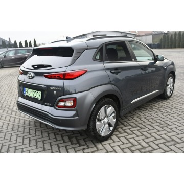 Hyundai Kona  SUV 2020 elektryczny, automat - Na sprzedaż za 89 900 zł - Kutno - zdjęcie 9