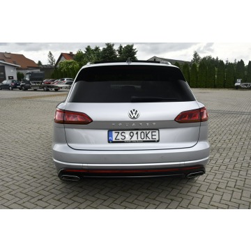 Volkswagen Touareg  SUV 2018,  3.0 diesel, automat - Na sprzedaż za 189 900 zł - Kutno - zdjęcie 11